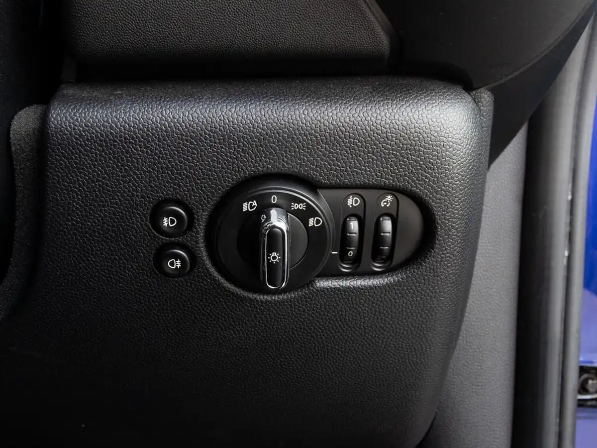 2018-mini-cooper-15-cooper-ss-hatchback-3d-auto-big-15