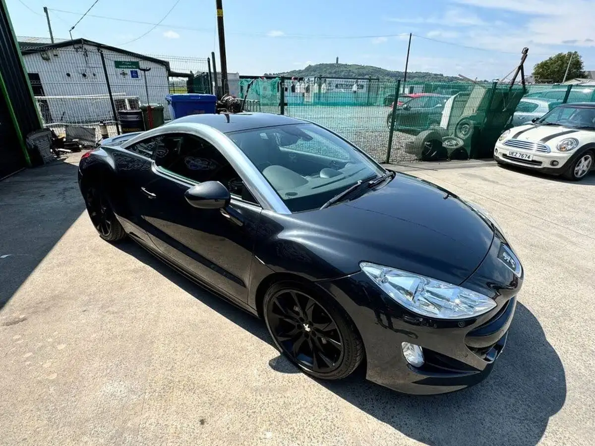 2012-peugeot-rcz-16-gt-156bhp-big-5