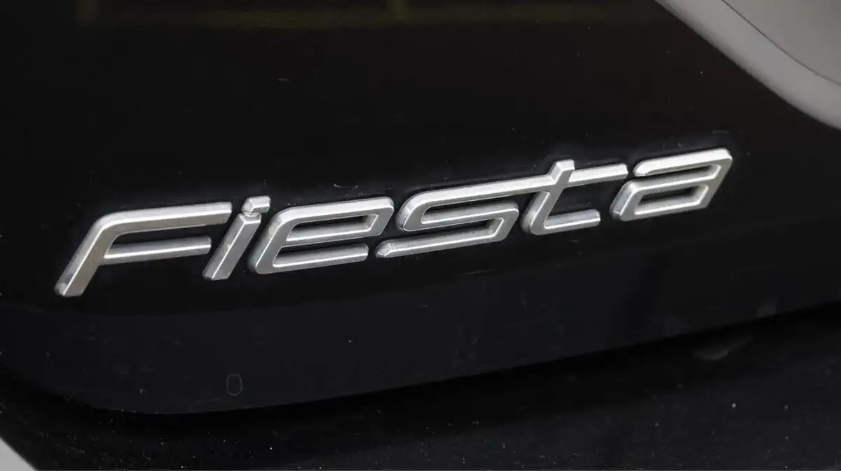 2019-ford-fiesta-10t-active-1-100ps-big-21