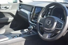 2017-volvo-xc60-20td-d4-momentum-geartronic-small-21