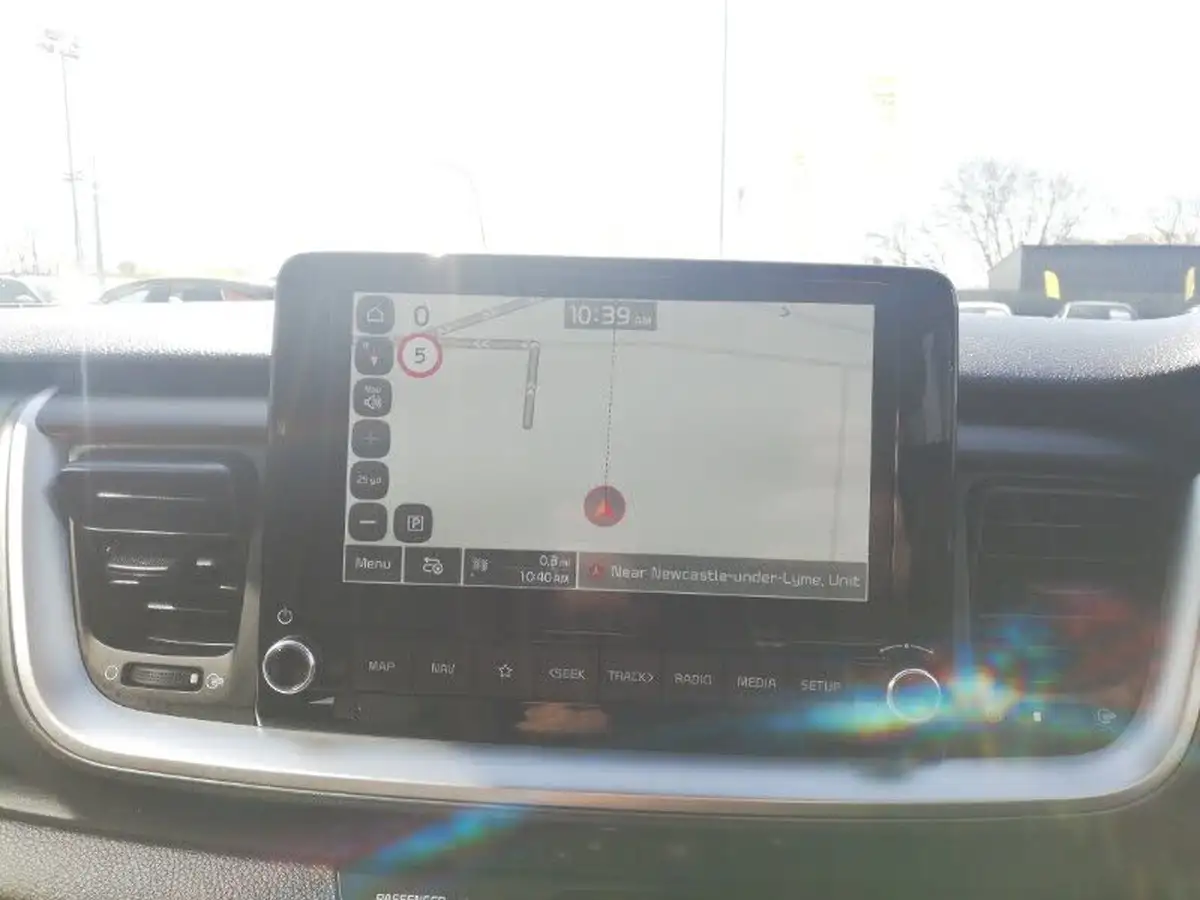 2025-kia-stonic-10-t-gdi-2-dct-big-14