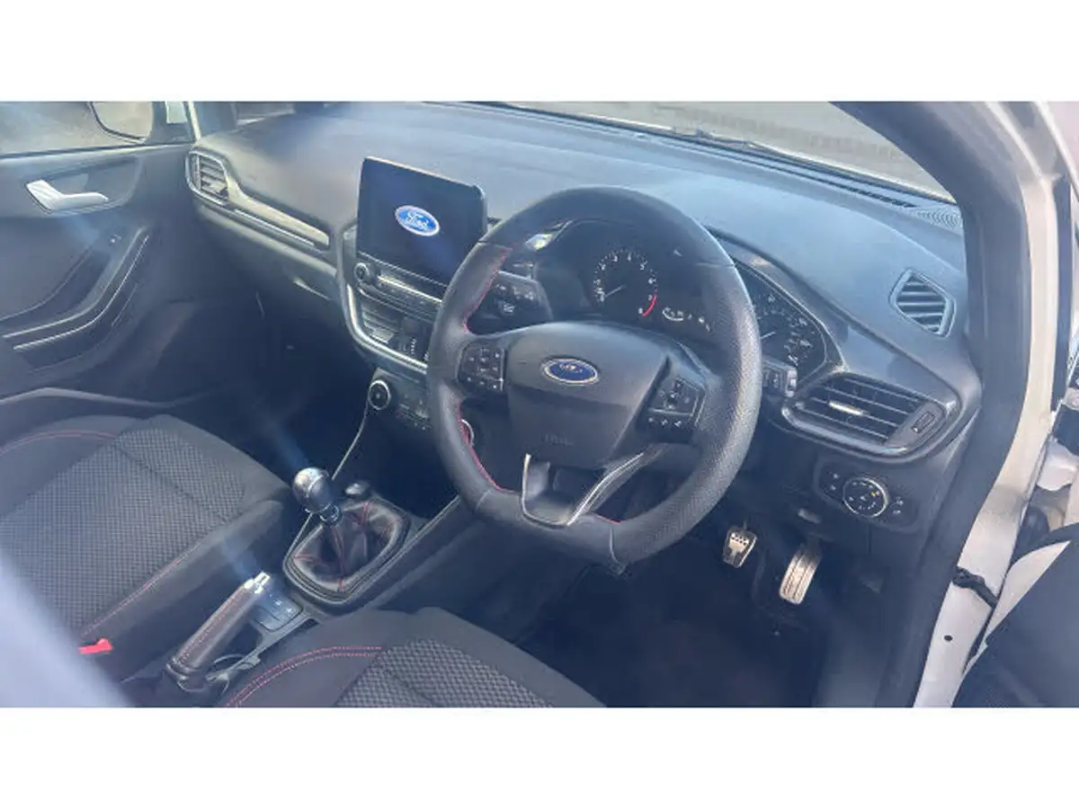 2018-hyundai-kona-16-t-gdi-premium-gt-1-tone-roof-big-10