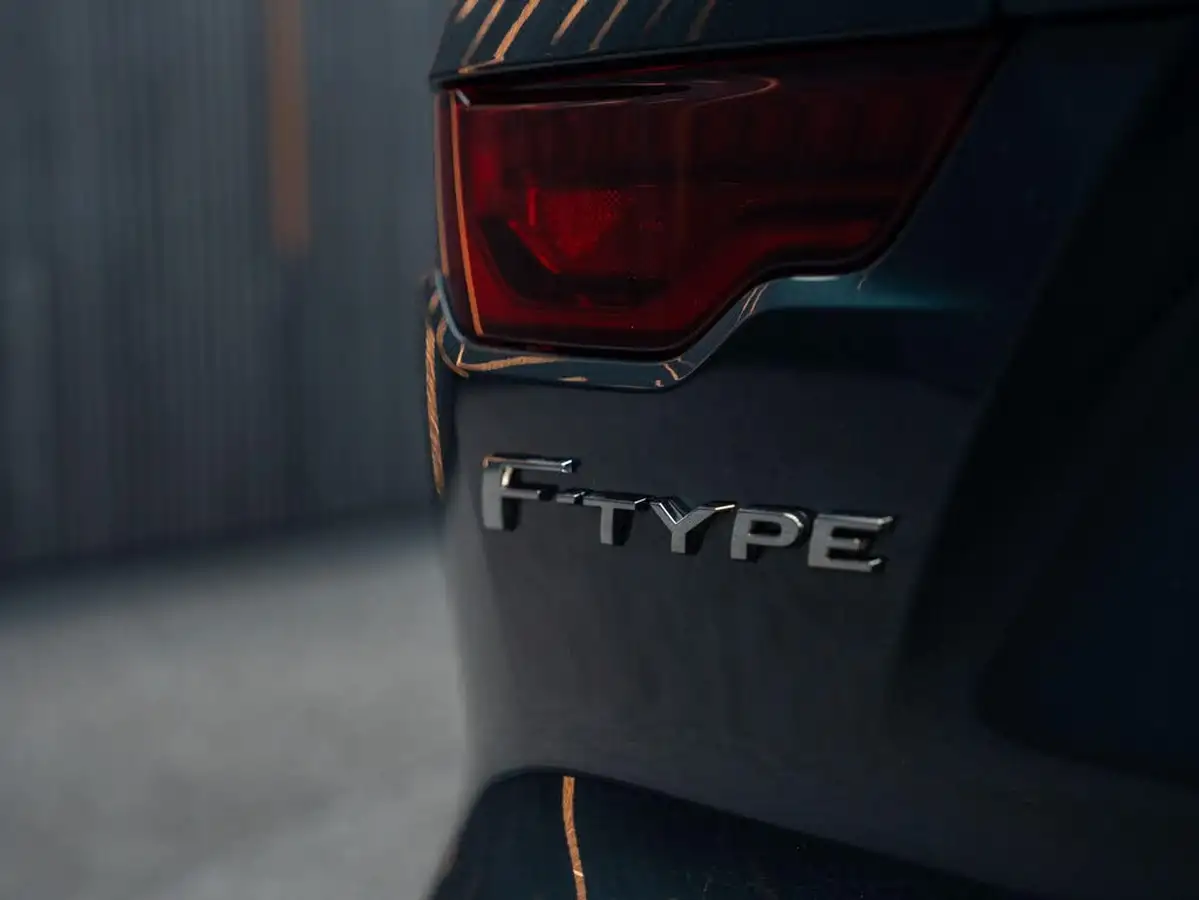 2022-jaguar-f-type-20-p300-r-dynamic-coupe-big-24
