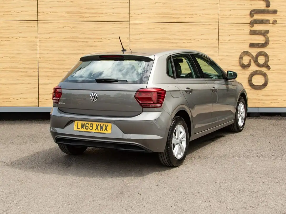 2019-volkswagen-polo-10-tsi-se-big-1