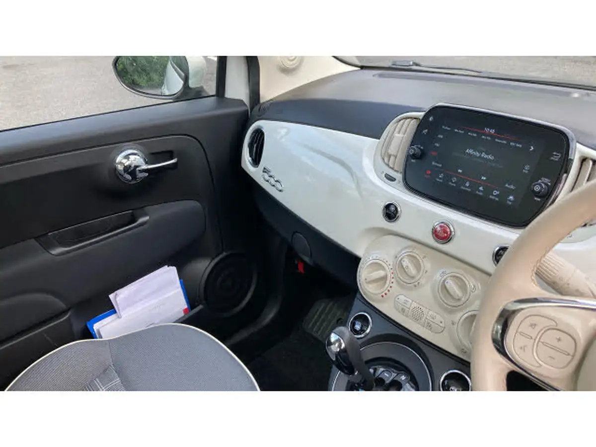 2020-fiat-500-12-lounge-dualogic-big-13
