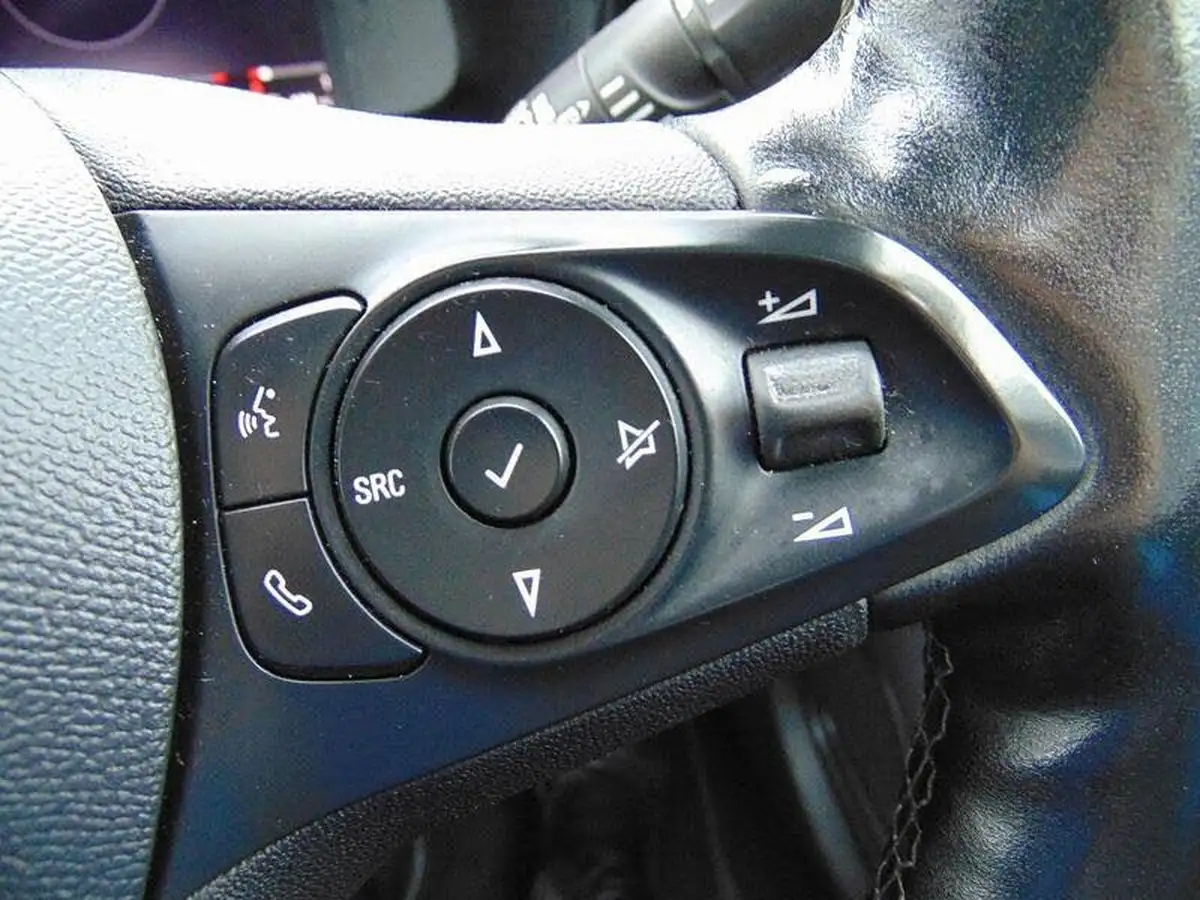 2020-vauxhall-corsa-12-turbo-sri-premium-100ps-big-9