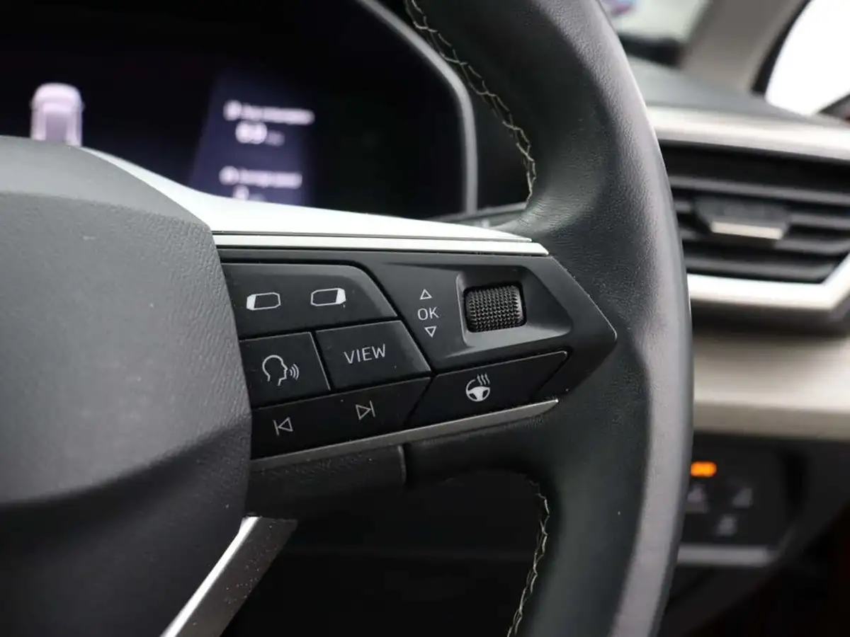 2021-seat-leon-15-etsi-xcellence-estate-big-32