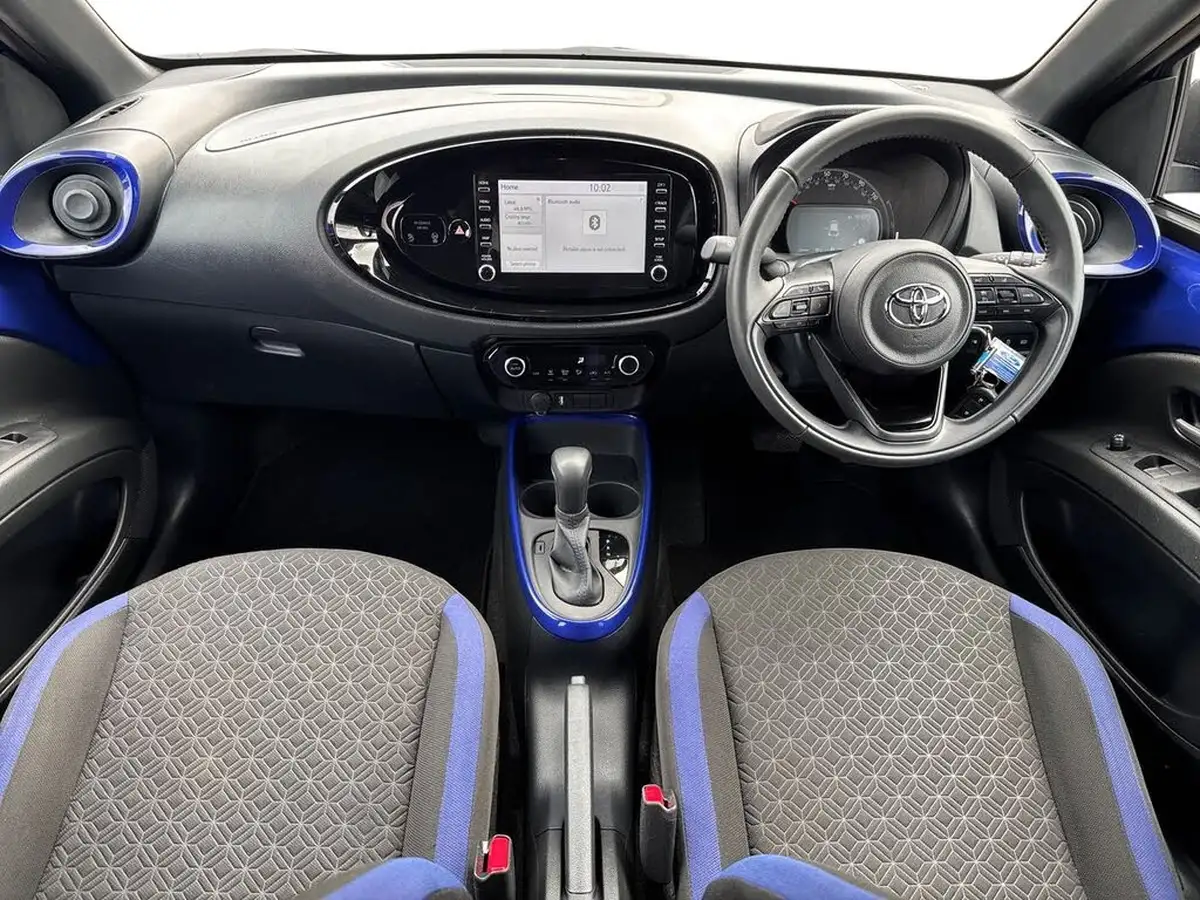 2022-toyota-aygo-x-10-vvt-i-edge-cvt-big-14