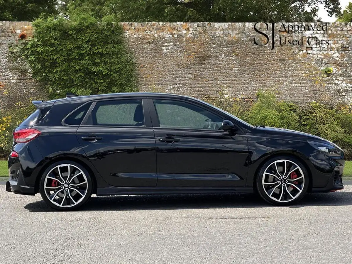 2019-hyundai-i30-n-20-t-gdi-n-performance-hatchback-big-9