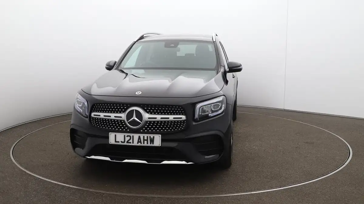 2021-mercedes-benz-glb-class-13-glb200-amg-line-8g-tronic-big-30