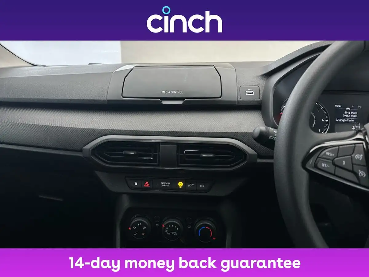 2022-dacia-sandero-10-tce-essential-90bhp-big-16