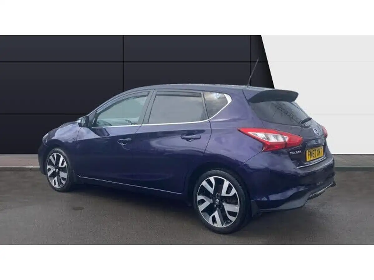 2017-nissan-pulsar-15dci-tekna-big-1