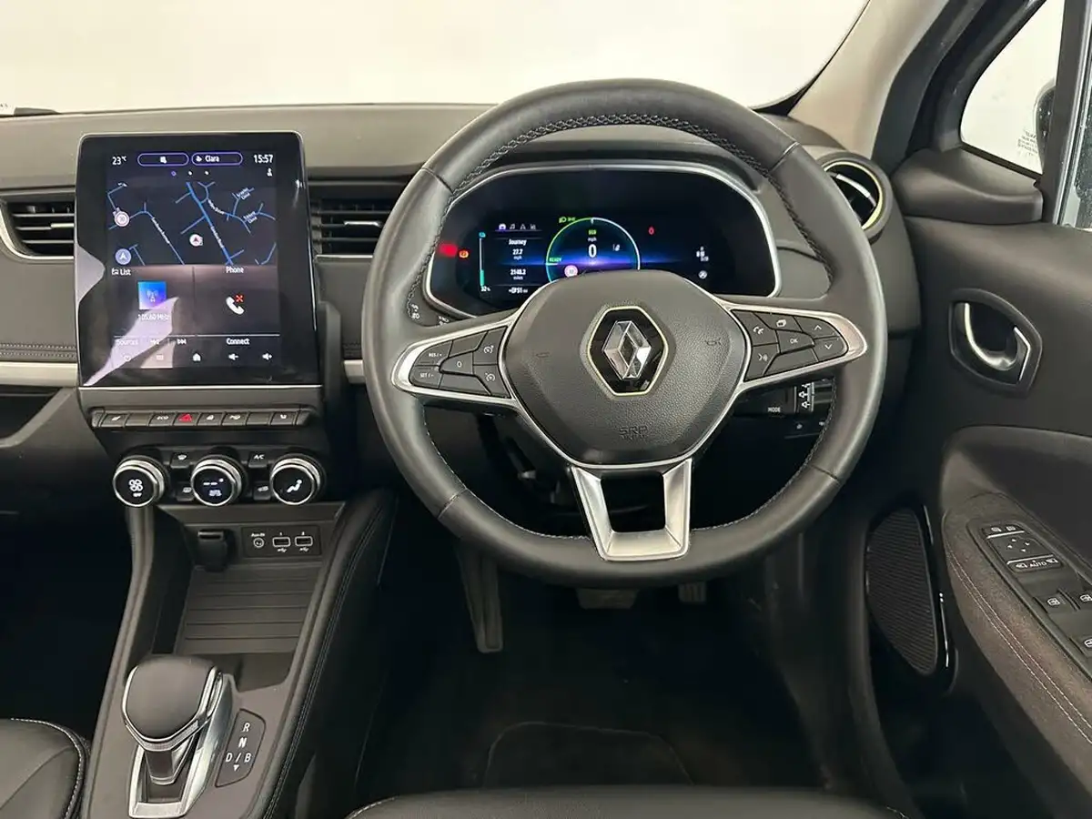 2023-renault-zoe-e-techno-boost-charge-big-26