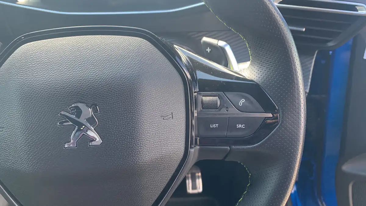 2020-peugeot-208-12-puretech-gt-line-100bhp-eat8-big-23