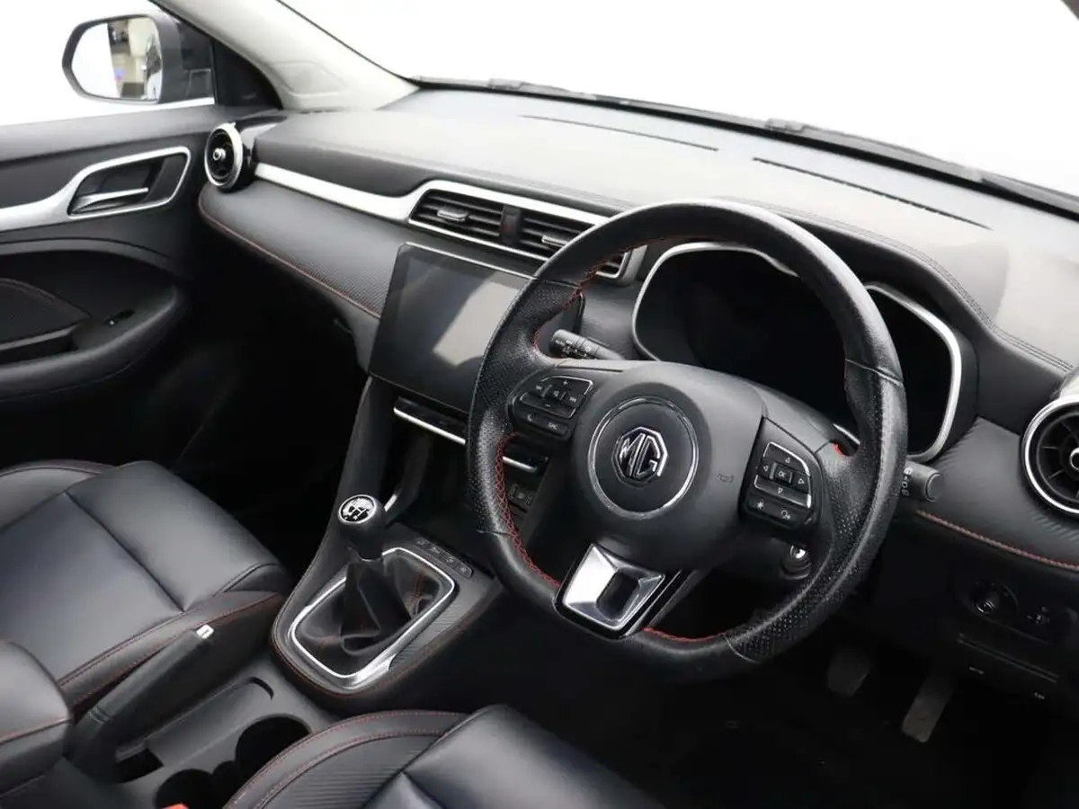 2022-mg-zs-suv-15-vti-tech-exclusive-big-6