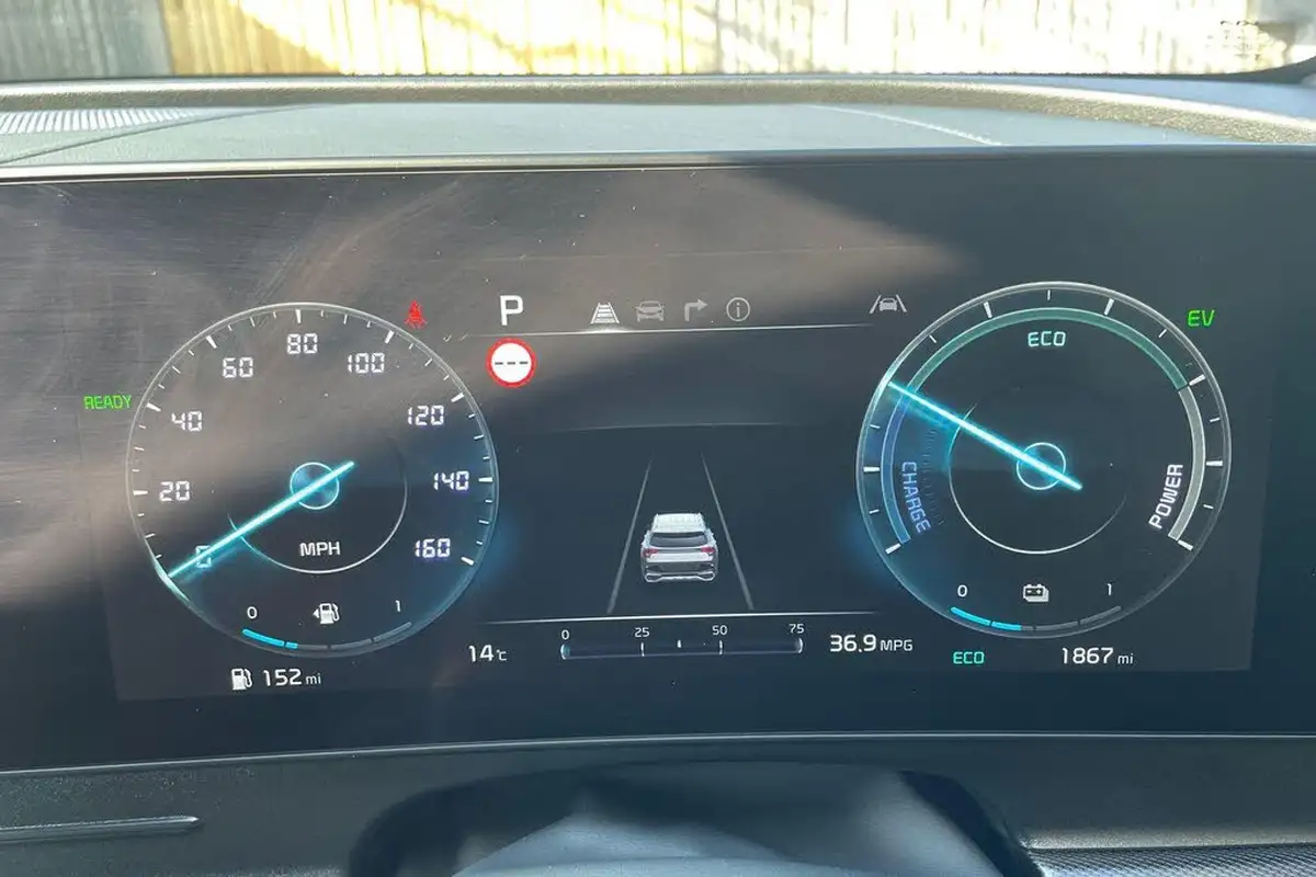 2024-kia-sportage-16-t-gdi-gt-line-s-207bhp-hev-auto-big-12