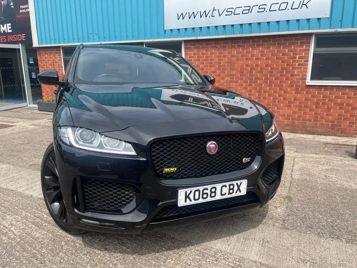 2018-jaguar-f-pace-30td-s-awd-big-2