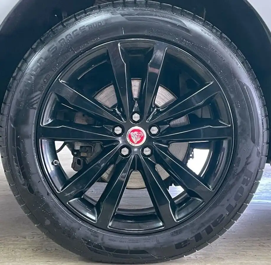 2019-jaguar-f-pace-20-i4d-r-sport-180ps-awd-ss-auto-big-16