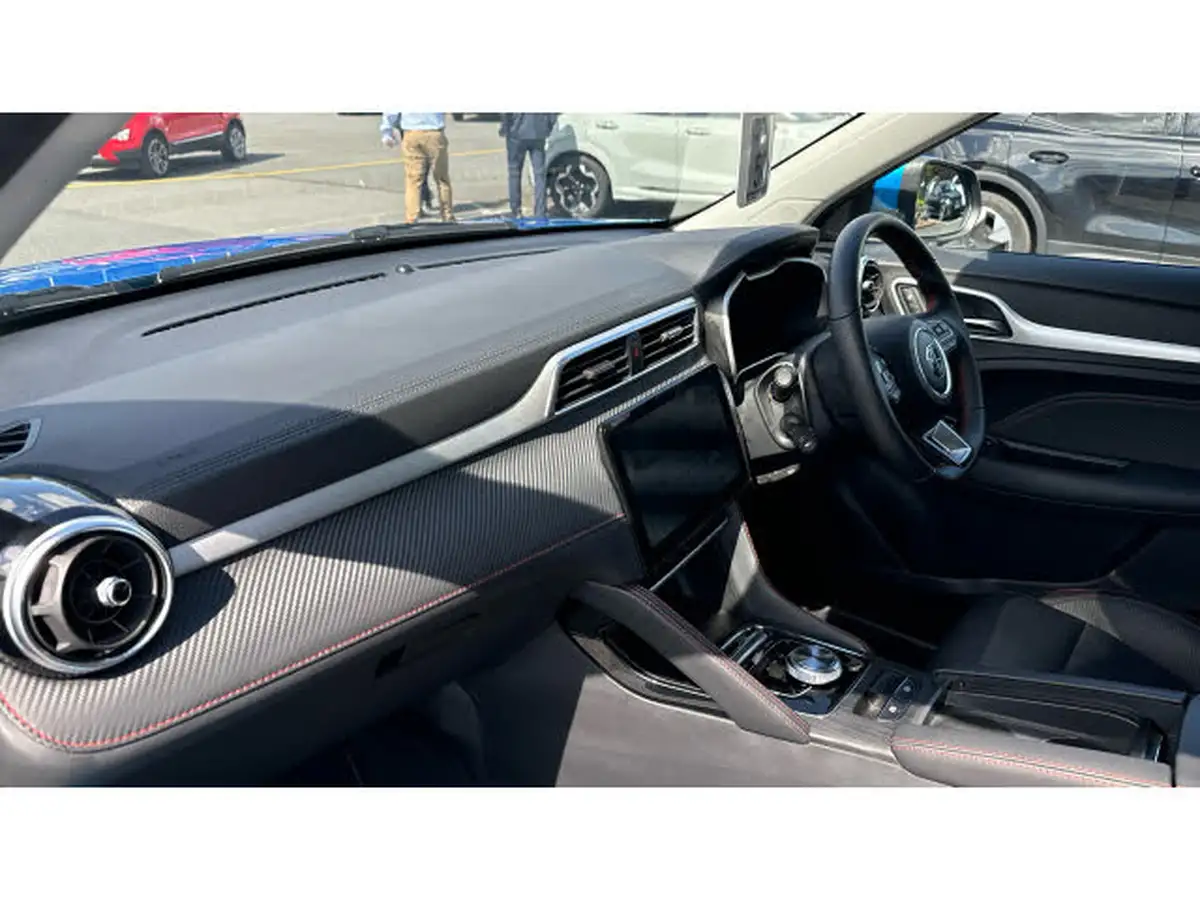 2023-mg-zs-suv-e-trophy-connect-ev-176ps-big-12