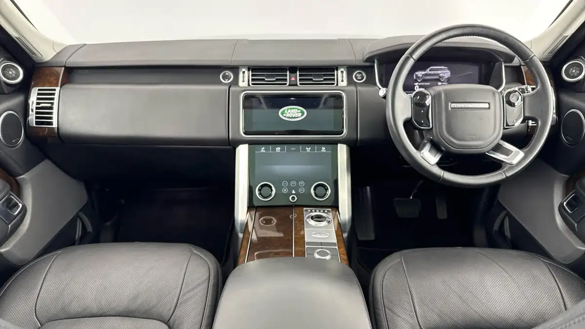 2021-land-rover-range-rover-30-p400-vogue-big-10