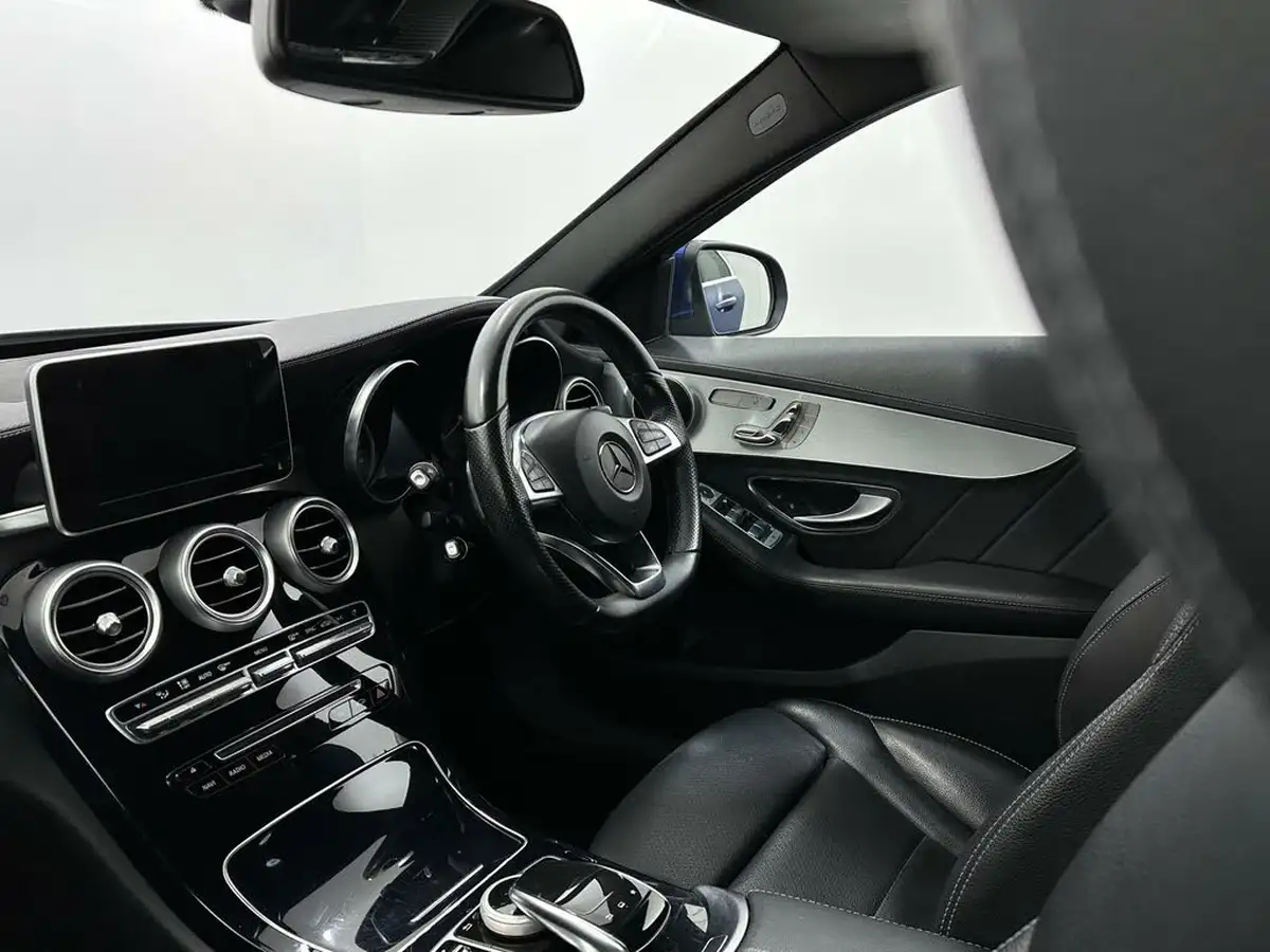 2015-mercedes-benz-c-class-21cdi-c300-amg-line-premiumss-saloon-4d-big-27