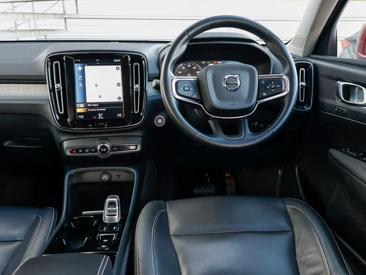 2021-volvo-xc40-15-t5-inscription-262bhp-big-6