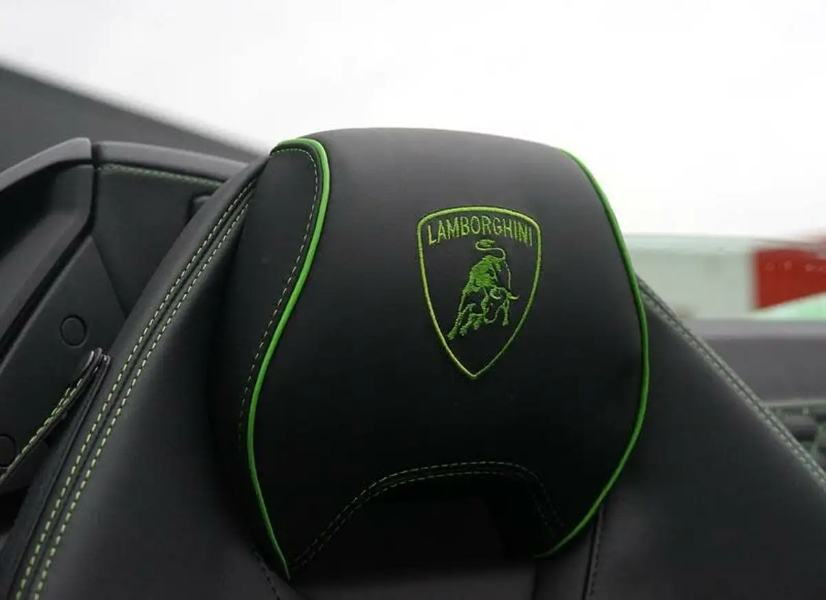 2022-lamborghini-huracan-52-evo-big-5