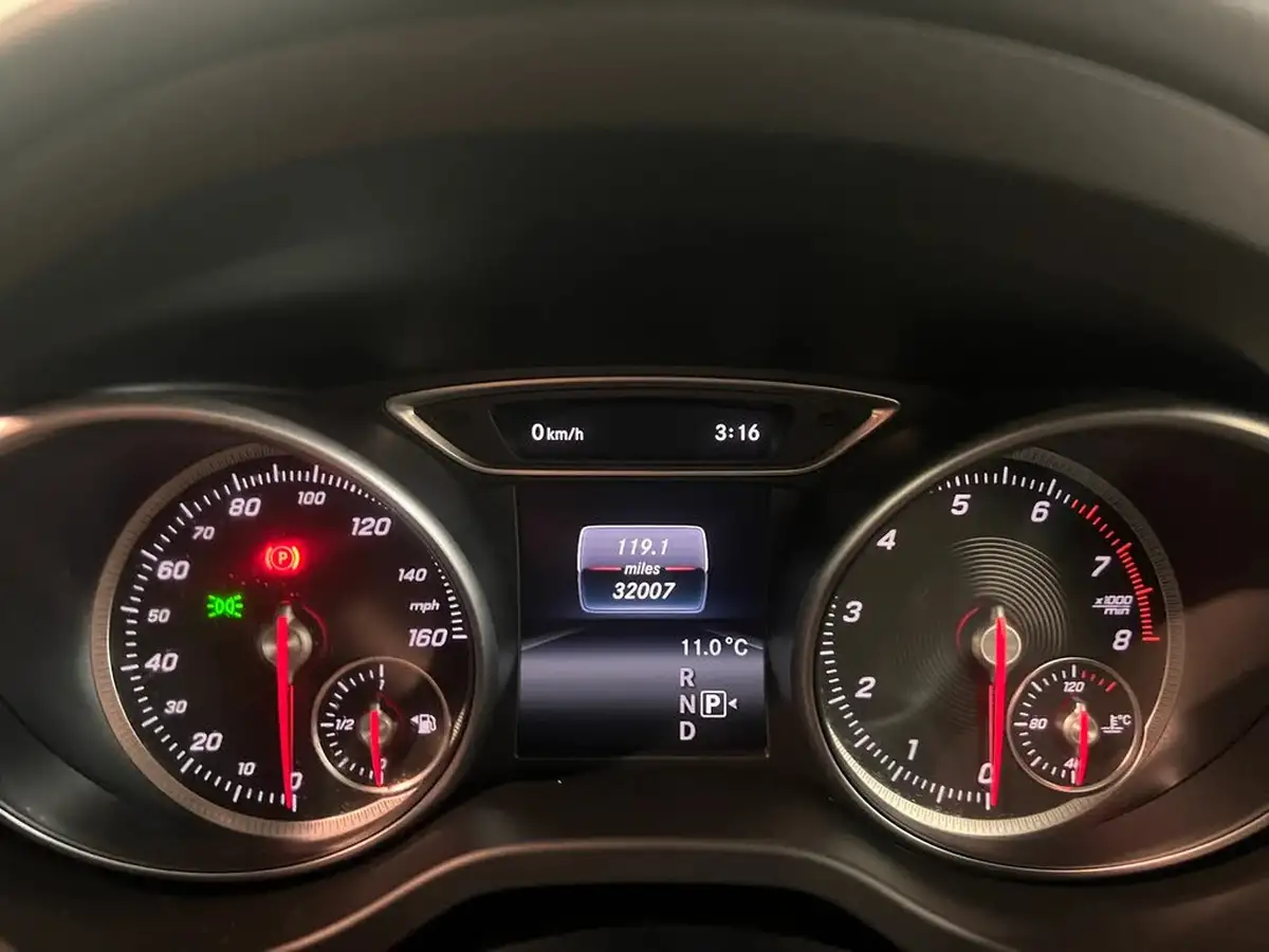 2020-mercedes-benz-gla-class-16-gla-180-urban-edition-7g-dct-big-22