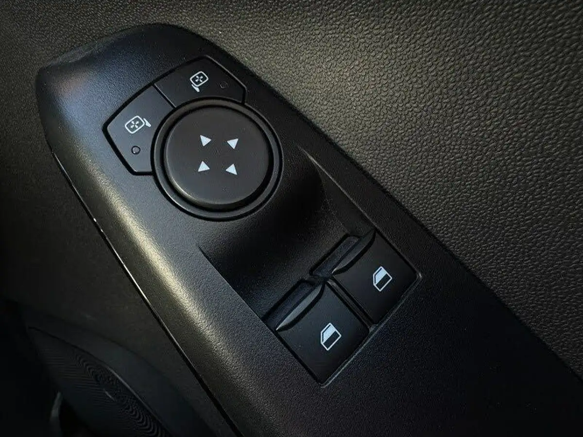 2023-ford-fiesta-10t-trend-big-12