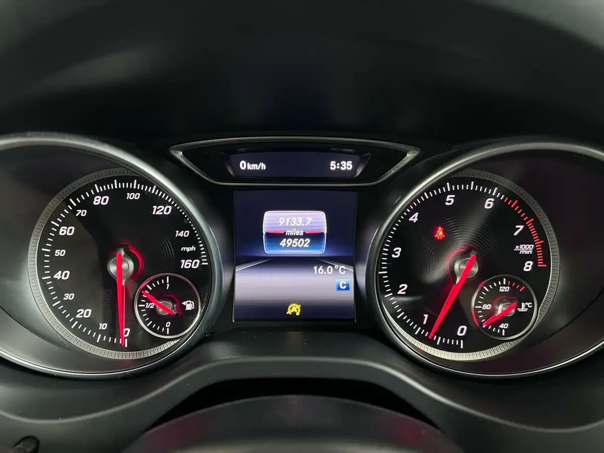 2019-mercedes-benz-gla-class-16-gla-180-urban-edition-ss-big-13