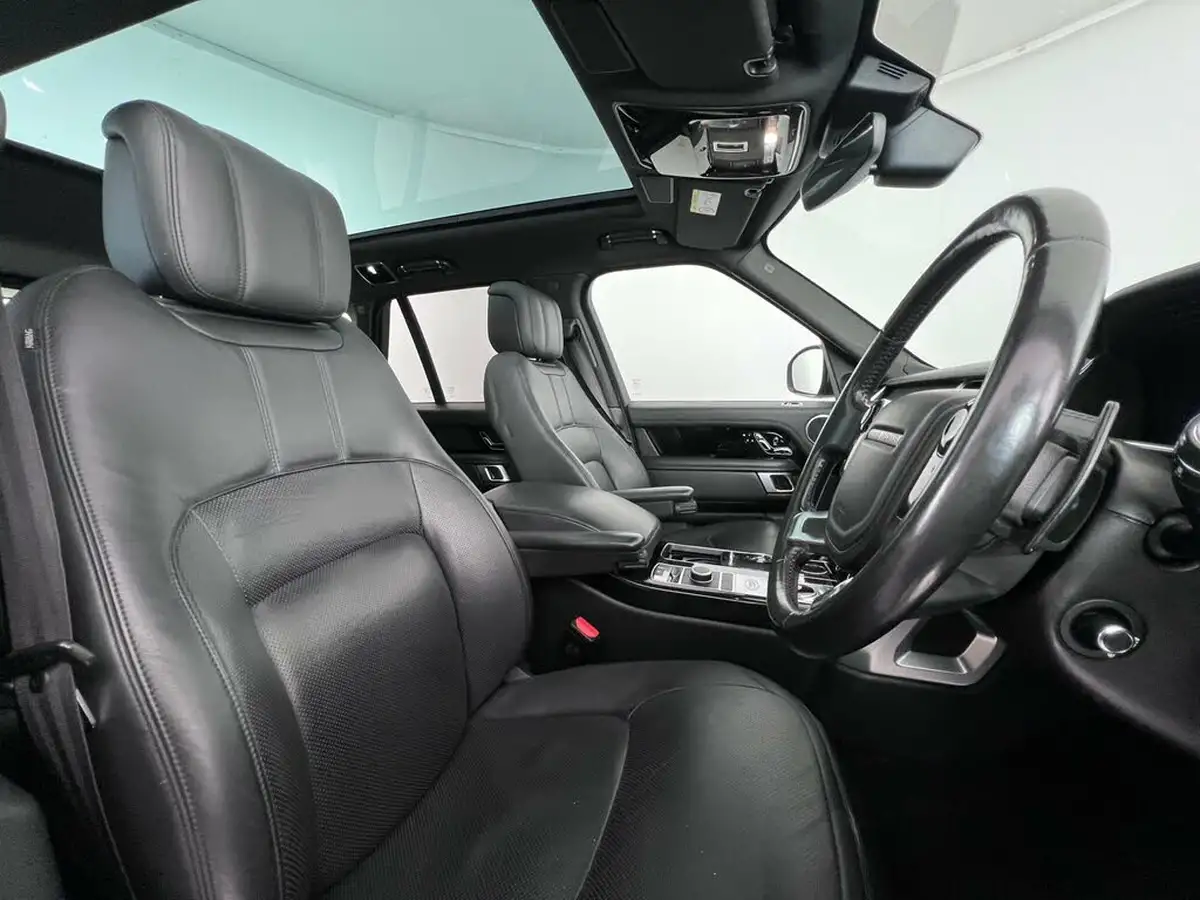 2019-land-rover-range-rover-20-p400e-vogue-big-12