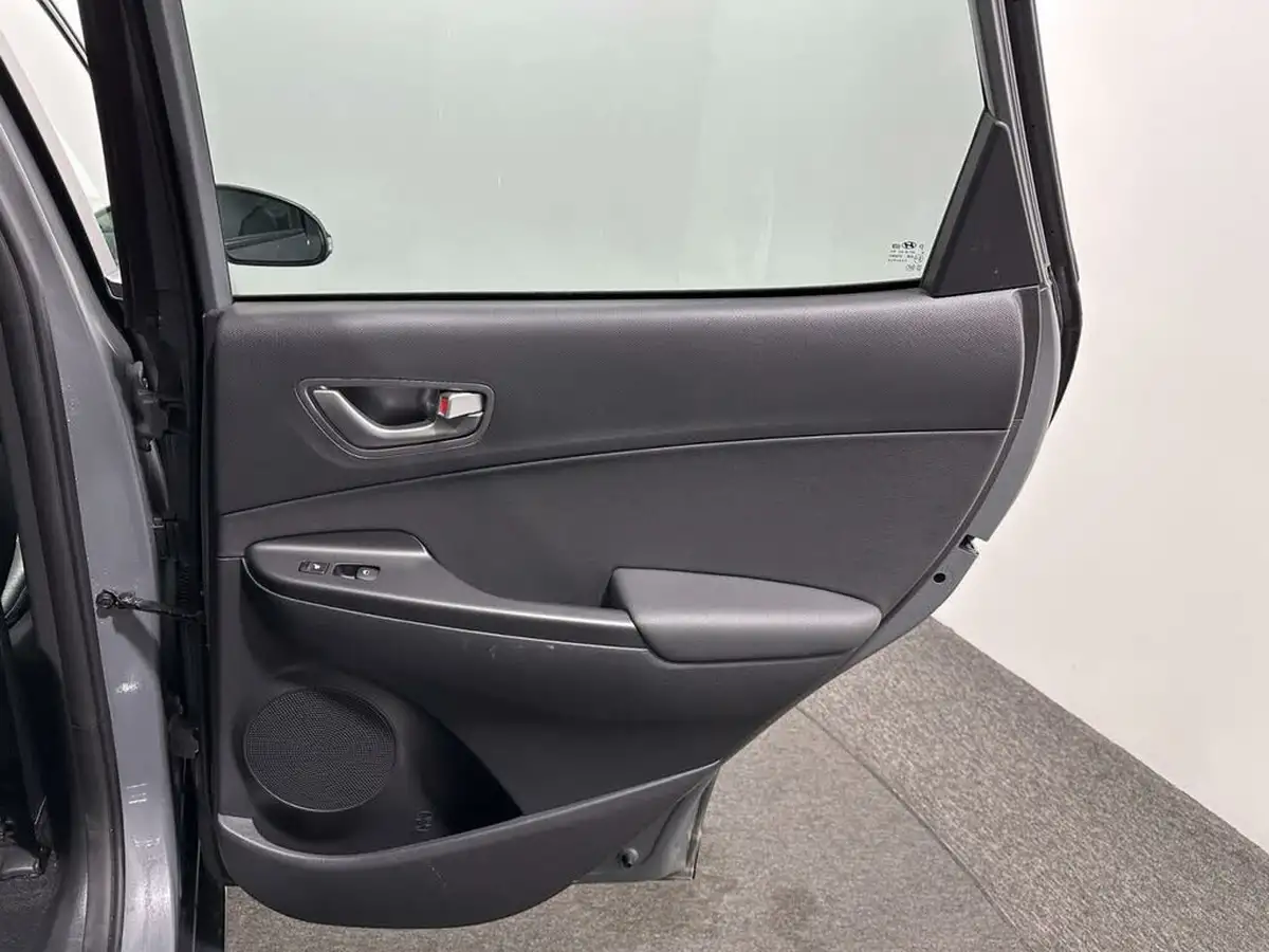 2020-hyundai-kona-e-premium-se-64kwh-105kw-obc-big-40