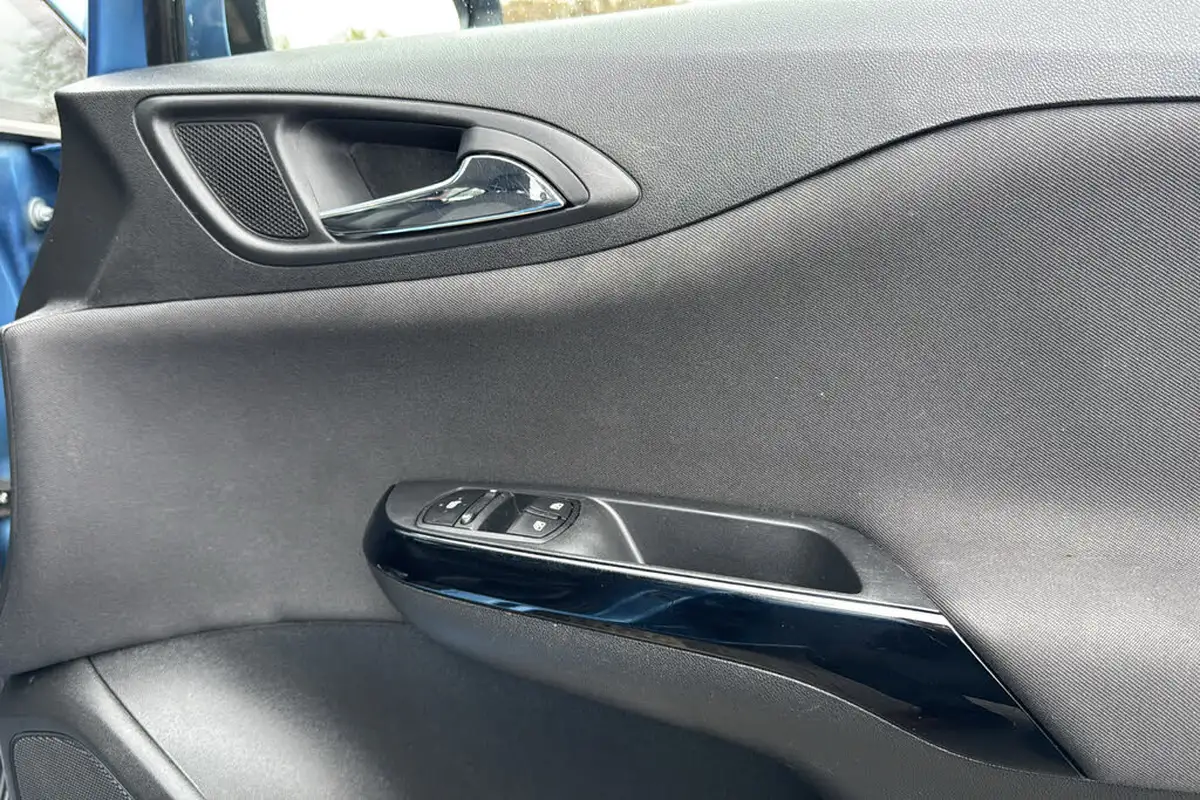 2017-vauxhall-corsa-14i-energy-90ps-ecoflex-ac-5d-big-28