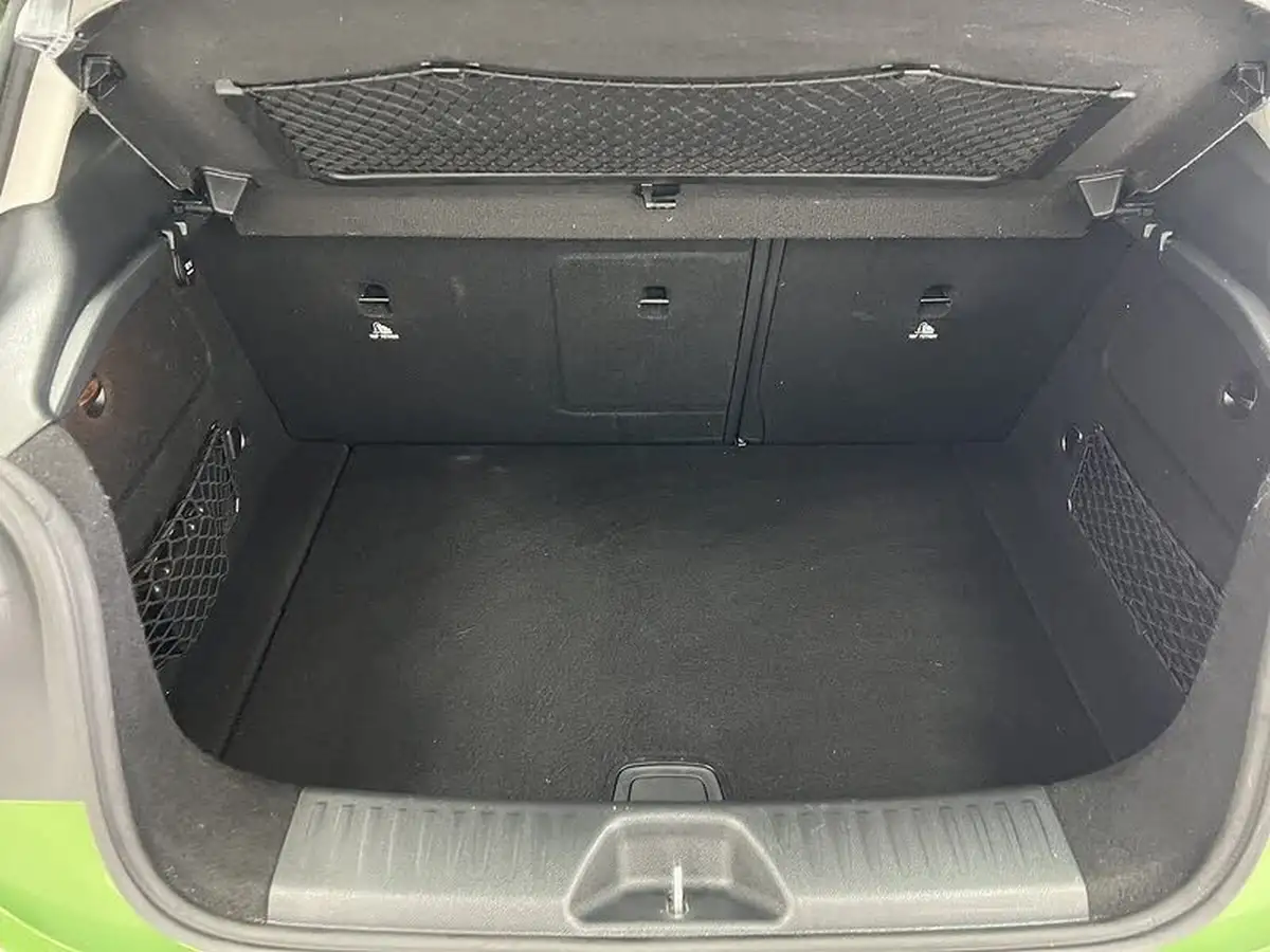 2016-mercedes-benz-a-class-15d-a180d-se-executivess-big-4