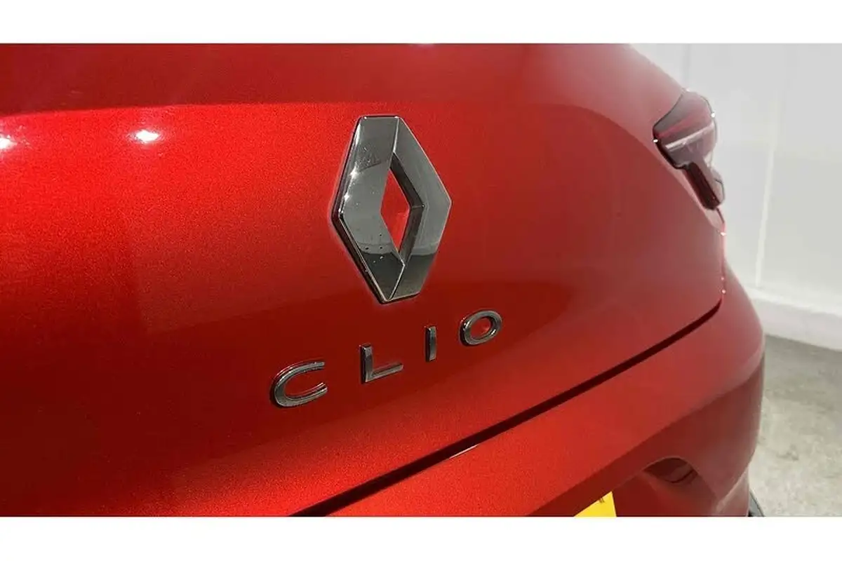 2020-renault-clio-10-sce-iconic-75bhp-big-10