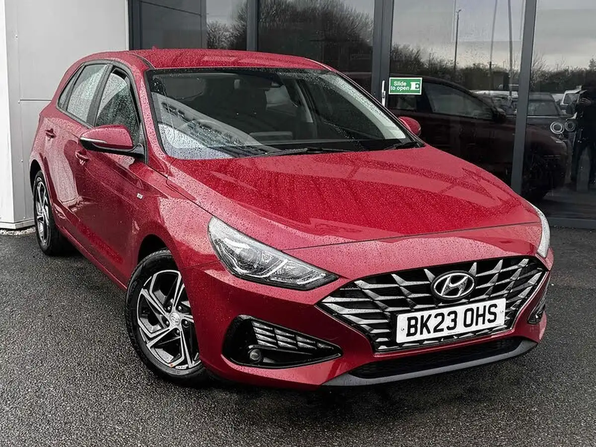 2023-hyundai-i30-10-t-gdi-se-connect-hatchback-big-4