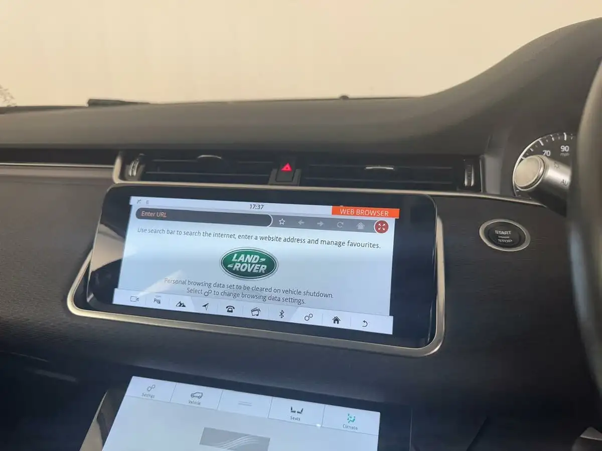 2019-land-rover-range-rover-evoque-20-p200-s-big-52