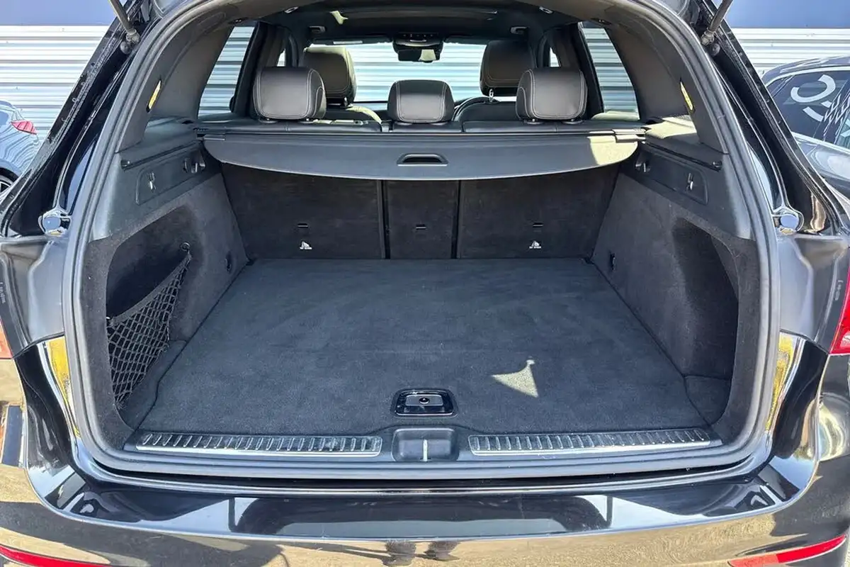 2020-mercedes-benz-glc-class-20d-glc300d-amg-line-premium-plus-station-wagon-5d-big-9