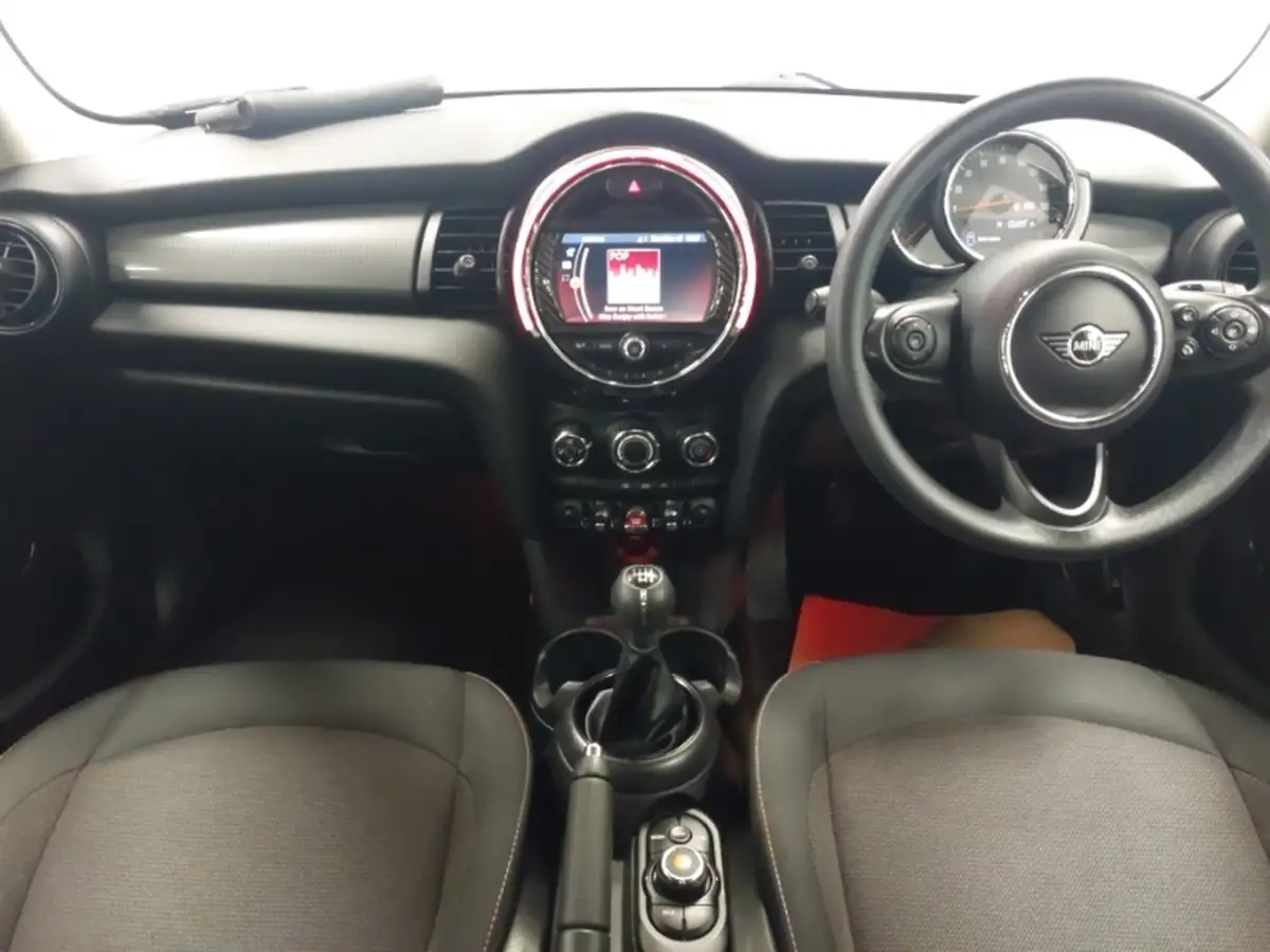 2018-mini-cooper-15-cooper-classic-ss-hatchback-5d-big-2