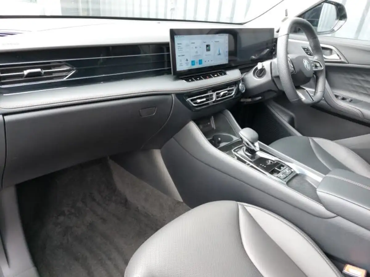 2024-mg-hs-15t-gdi-trophy-273ps-plug-in-hybrid-1496cc-auto-big-4