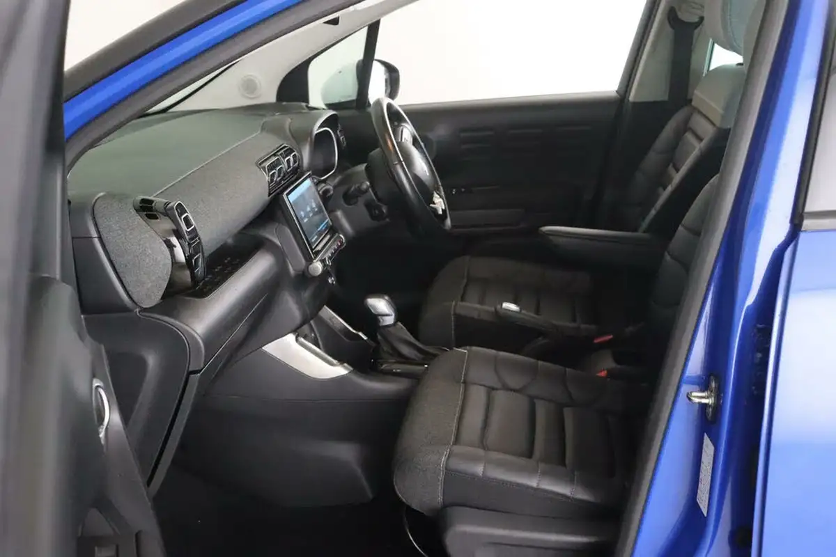 2021-citroen-c3-aircross-12-puretech-shine-plus-130ps-eat6-big-10