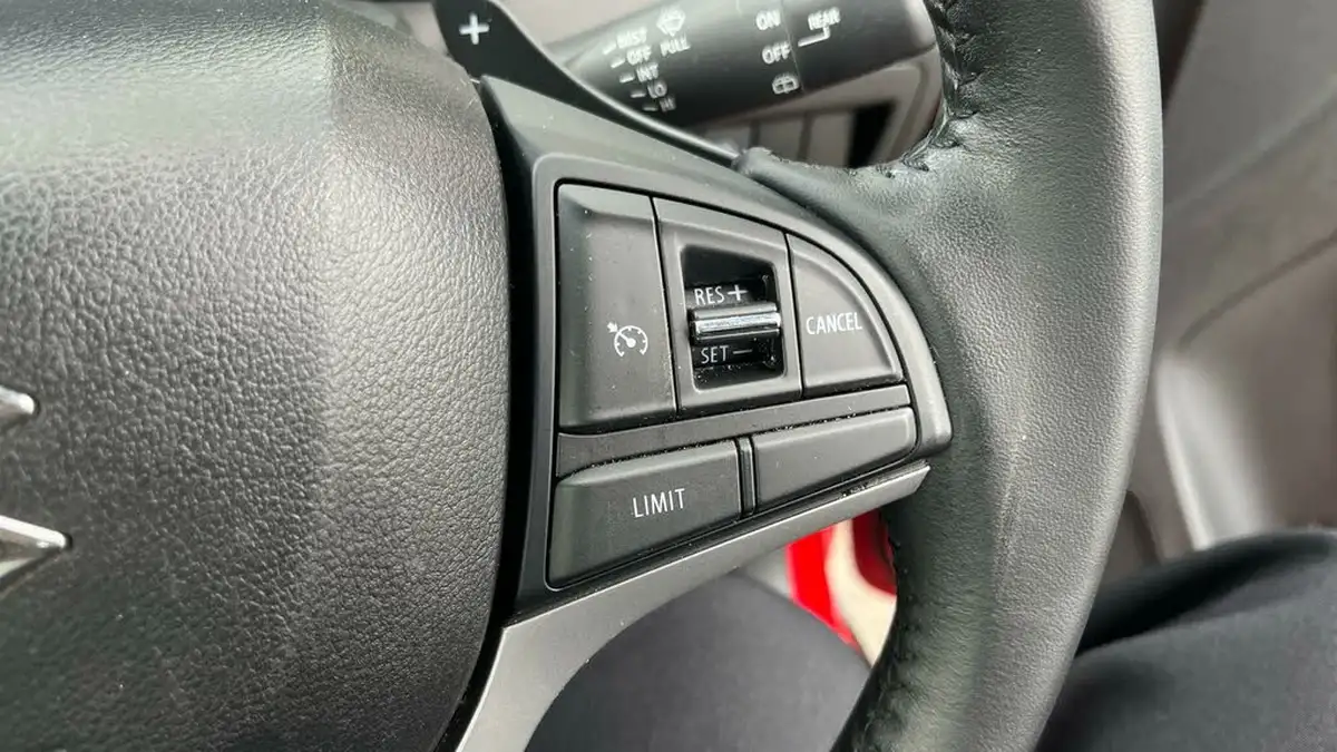2022-suzuki-ignis-12-dualjet-sz5-cvt-big-28