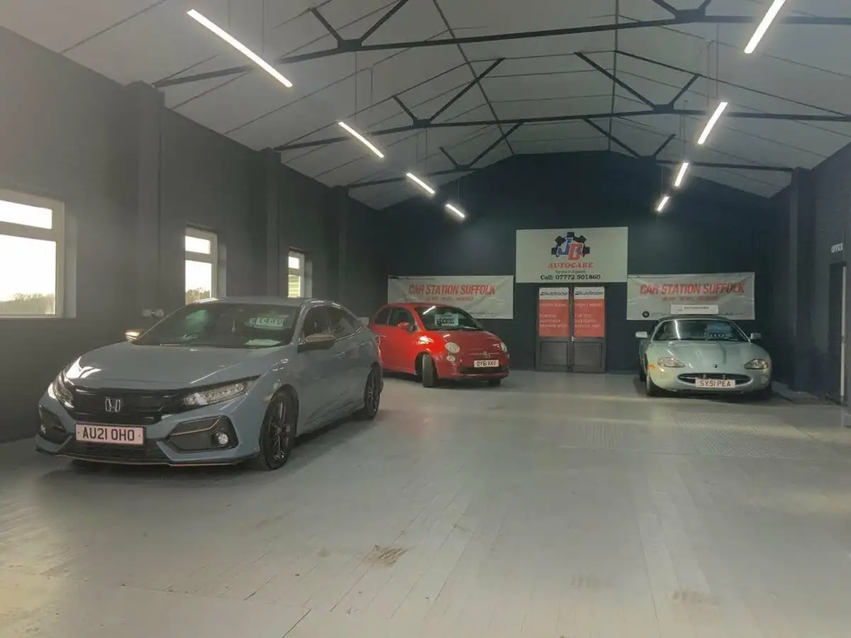 2013-suzuki-swift-12-sz2-5d-big-7