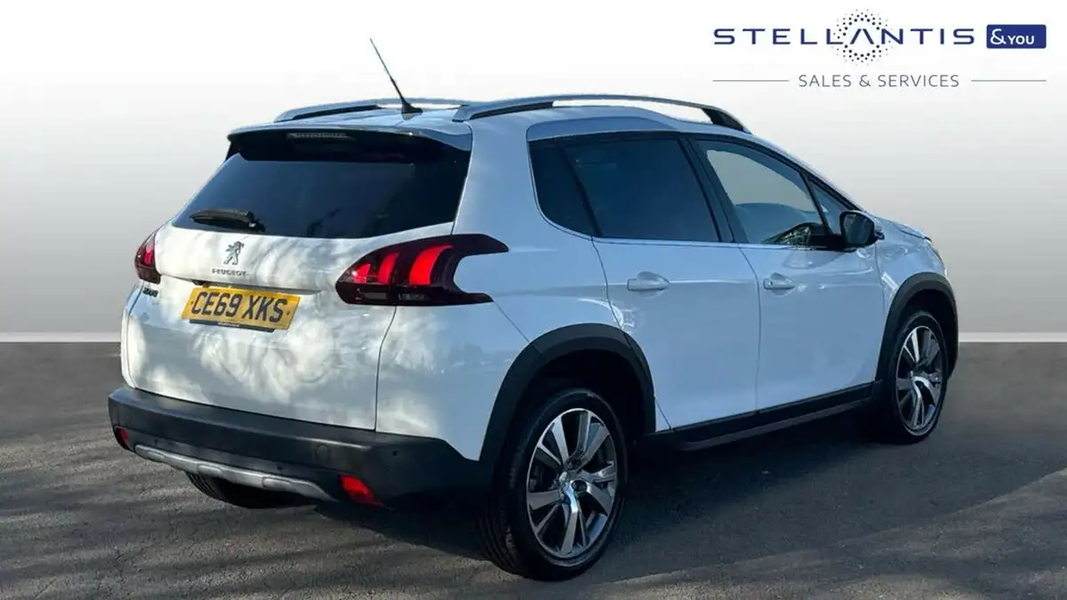 2019-peugeot-2008-suv-12-puretech-allure-premium-82bhp-big-2