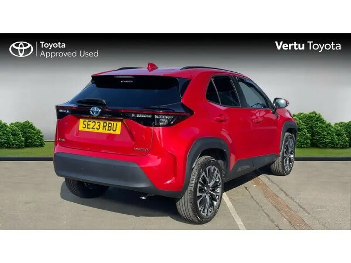 2023-toyota-yaris-cross-15-vvt-i-excel-awd-i-big-1