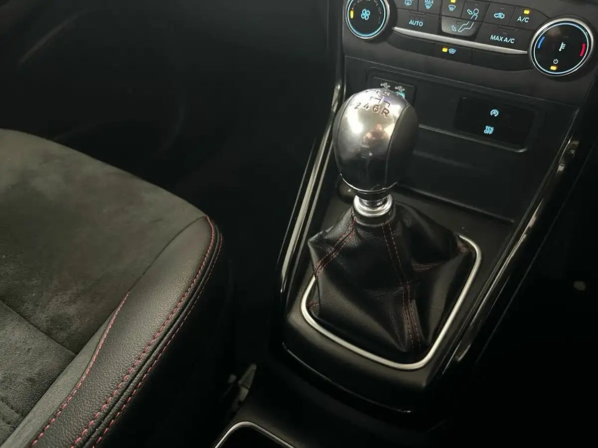 2022-ford-ecosport-10t-st-line-140ps-big-27