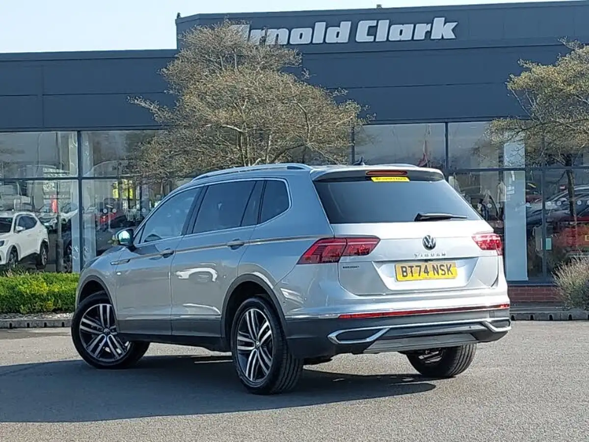 2024-volkswagen-tiguan-allspace-15-tsi-elegance-big-1