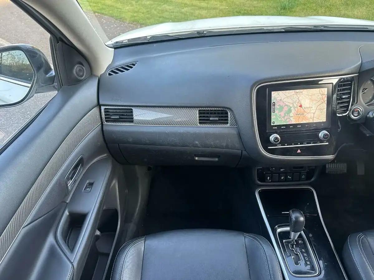 2019-mitsubishi-outlander-20-exceed-big-24