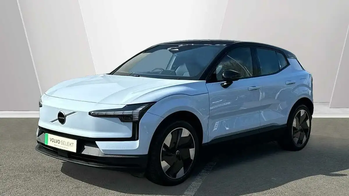 2024-volvo-ex30-e-twin-plus-big-6