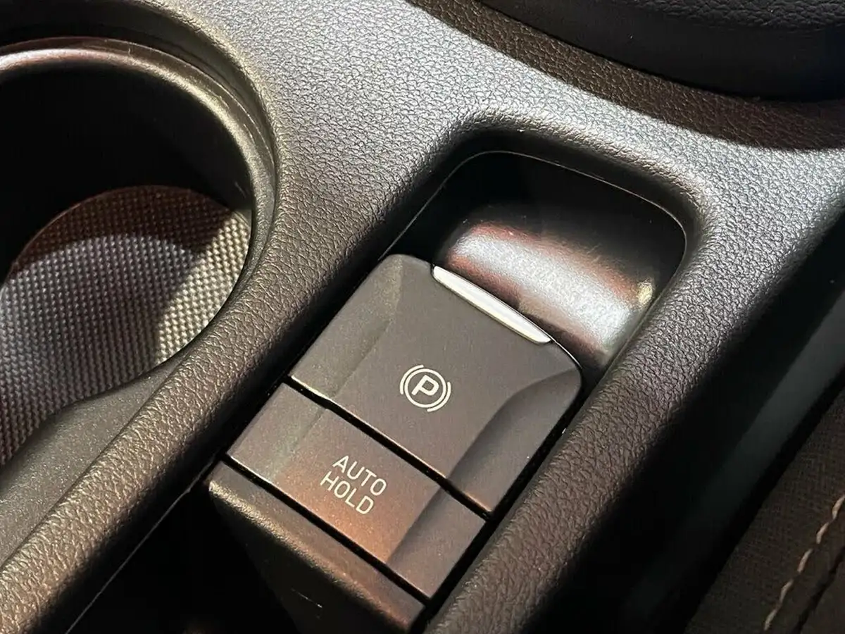 2022-hyundai-kona-16-gdi-se-connect-big-22
